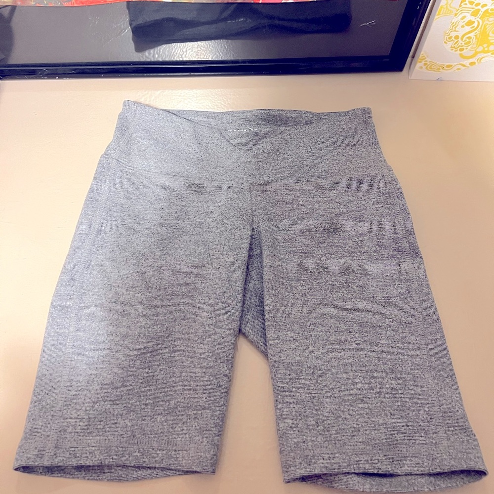 Old Navy Heather gray bike shorts size extra small